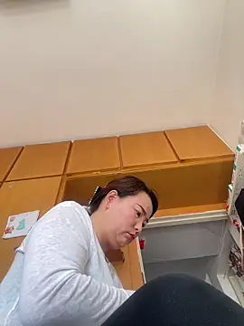 Youyou 12 online show from 04-07-26, 12:11