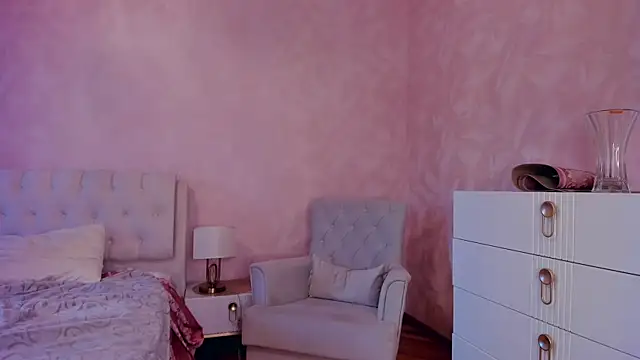 TarynPalek online show from 03-27-26, 07:47