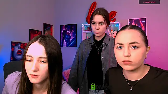 laurenmurrr online show from 03-25-26, 01:06