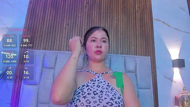 Snapshot of Scarlet_Rosexx chatting on 05-20-26, 02:51 Scarlet Rosexx online show from 05-20-26, 02:51