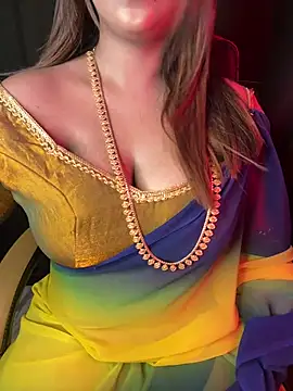 Snapshot of queen-panda chatting on 02-20-26, 05:35 queen-panda online show from 02-20-26, 05:35