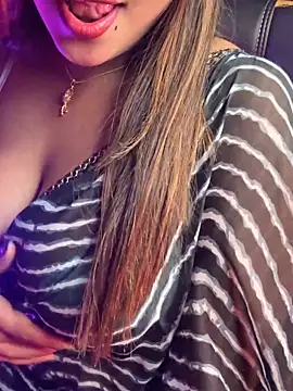 Snapshot of queen-panda chatting on 02-24-26, 05:44 queen-panda online show from 02-24-26, 05:44