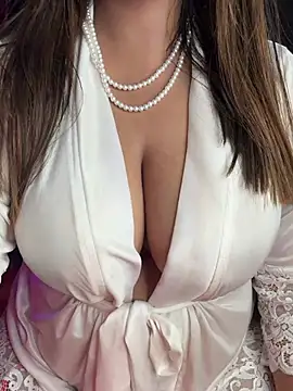 Snapshot of queen-panda chatting on 03-01-26, 06:54 queen-panda online show from 03-01-26, 06:54