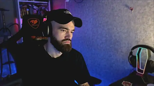  Mostly  online show from 03-02-26, 07:21