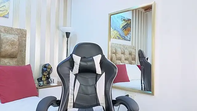 amara queen  online show from 03-15-26, 12:44