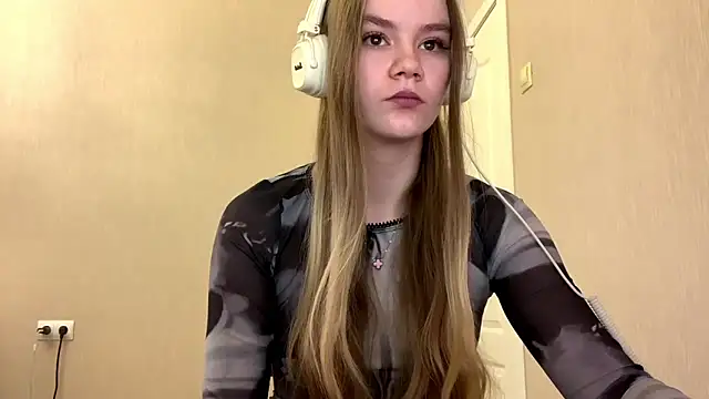 Snapshot of AgnesShy_ chatting on 03-03-26, 08:09 AgnesShy online show from 03-03-26, 08:09