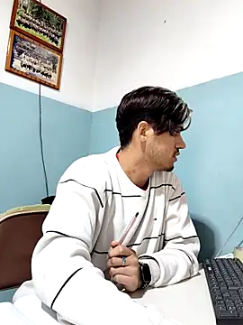 Snapshot of Riquid-sexual chatting on 02-25-26, 12:59 Riquid-sexual online show from 02-25-26, 12:59