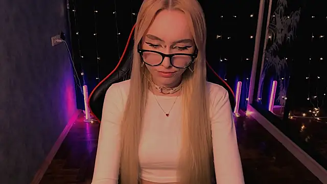 crybambi online show from 04-06-26, 07:04