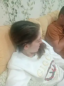 laparejaideal08 online show from 03-18-26, 09:18