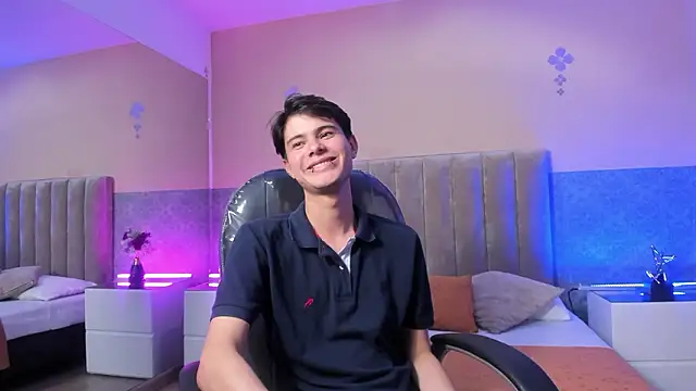 Derek Sinn online show from 03-09-26, 09:08