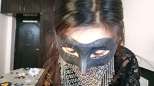 Snapshot of Alina_Teen chatting on 05-25-26, 08:20 Alina Teen online show from 05-25-26, 08:20