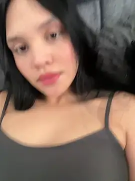 Malory Saenzz online show from 05-05-26, 08:50