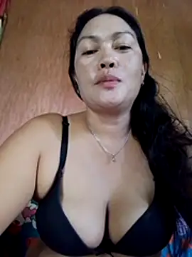 Snapshot of sexymom_siovie chatting on 07-12-26, 05:20 sexymom siovie online show from 07-12-26, 05:20