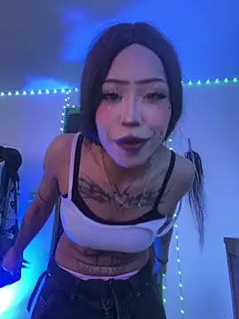 Snapshot of suky_pou chatting on 02-11-26, 04:01 suky pou online show from 02-11-26, 04:01