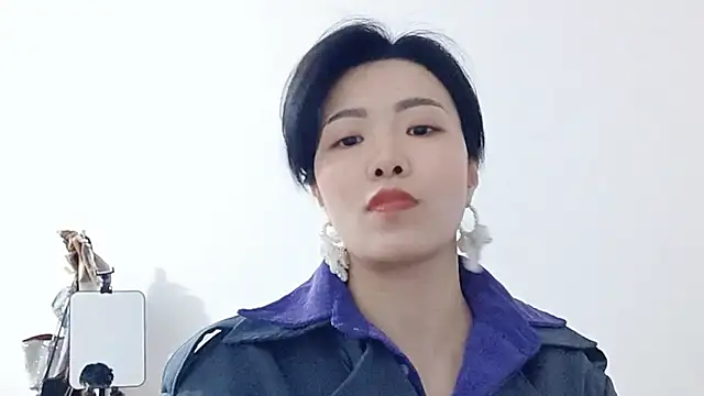 Snapshot of Nikishine chatting on 02-24-26, 11:19 Nikishine online show from 02-24-26, 11:19