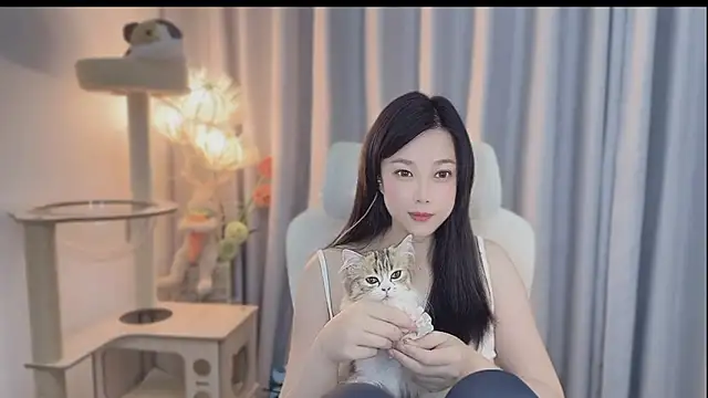 Snapshot of Yumi_yuni chatting on 05-06-26, 01:16 Yumi yuni online show from 05-06-26, 01:16