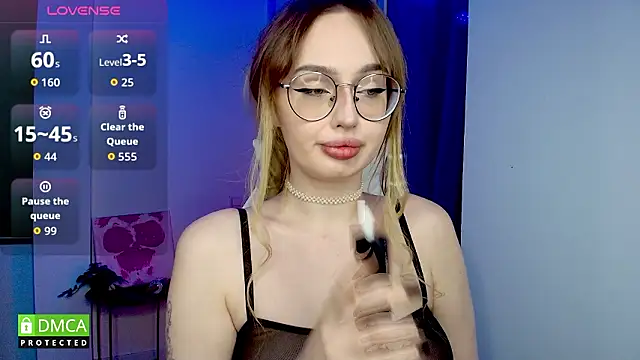 AdeLuna online show from 02-28-26, 09:05