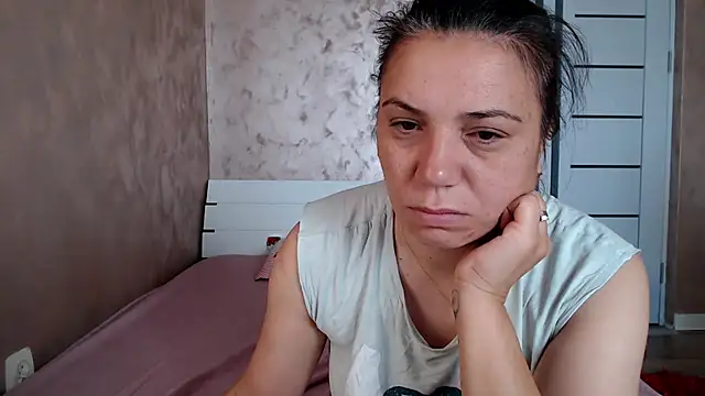 LorraGrey online show from 07-05-26, 03:34