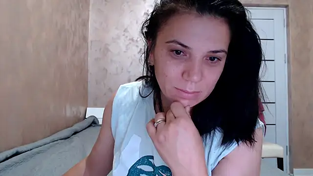 LorraGrey online show from 07-13-26, 03:42
