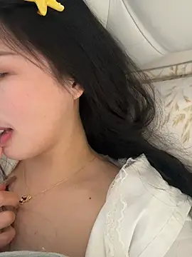 Snapshot of mimi-love13 chatting on 03-02-26, 05:08 mimi-love13 online show from 03-02-26, 05:08