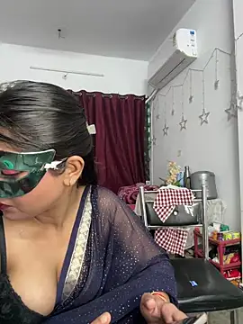 Snapshot of pooja_sexy79 chatting on 04-12-26, 06:02 pooja sexy79 online show from 04-12-26, 06:02