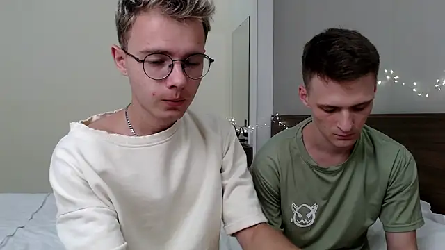 Snapshot of NikiKerryCum chatting on 03-13-26, 03:29 NikiKerryCum online show from 03-13-26, 03:29