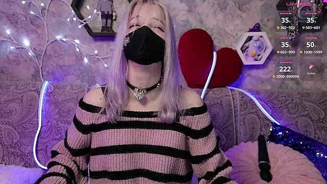 Yunakiss online show from 03-16-26, 09:19