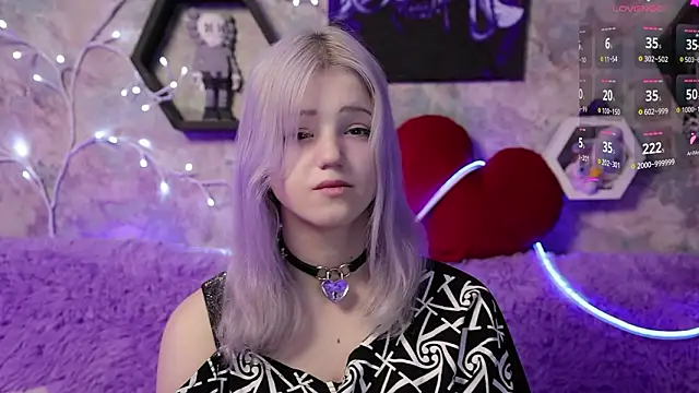 Yunakiss online show from 03-19-26, 09:41