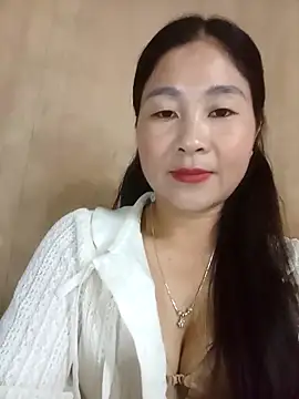 Snapshot of Dunk-namic chatting on 04-25-26, 01:52 Dunk-namic online show from 04-25-26, 01:52