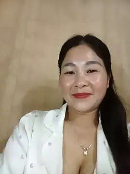 Snapshot of Dunk-namic chatting on 05-06-26, 02:19 Dunk-namic online show from 05-06-26, 02:19