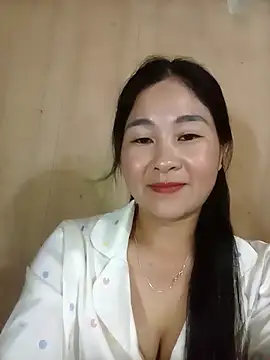 Snapshot of Dunk-namic chatting on 05-08-26, 06:52 Dunk-namic online show from 05-08-26, 06:52