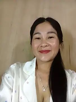 Snapshot of Dunk-namic chatting on 05-09-26, 02:00 Dunk-namic online show from 05-09-26, 02:00
