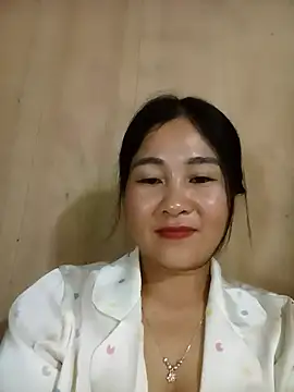 Snapshot of Dunk-namic chatting on 05-21-26, 02:13 Dunk-namic online show from 05-21-26, 02:13