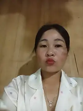 Snapshot of Dunk-namic chatting on 05-27-26, 01:30 Dunk-namic online show from 05-27-26, 01:30