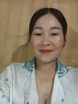 Snapshot of Dunk-namic chatting on 06-05-26, 09:48 Dunk-namic online show from 06-05-26, 09:48