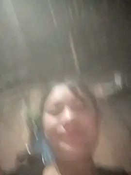 Snapshot of Momo-biki chatting on 03-11-26, 11:38 Momo-biki online show from 03-11-26, 11:38