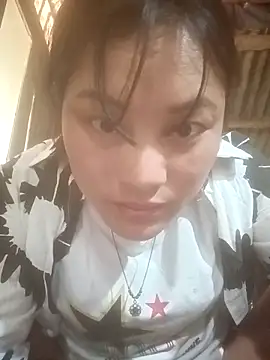 Snapshot of Momo-biki chatting on 03-16-26, 05:13 Momo-biki online show from 03-16-26, 05:13