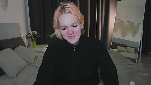 Snapshot of Lollita_Morgan chatting on 05-24-26, 01:27 Lollita Morgan online show from 05-24-26, 01:27