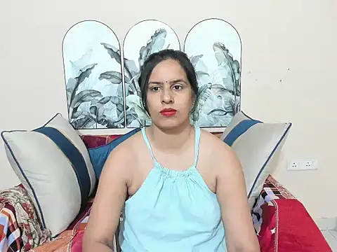 Snapshot of sara_conorr chatting on 05-27-26, 03:47 sara conorr online show from 05-27-26, 03:47