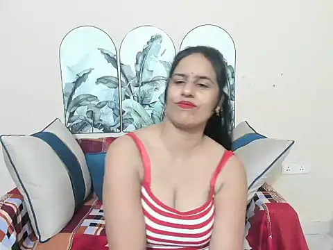 Snapshot of sara_conorr chatting on 05-28-26, 03:48 sara conorr online show from 05-28-26, 03:48