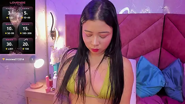 AriannaFoxxy online show from 03-10-26, 04:06