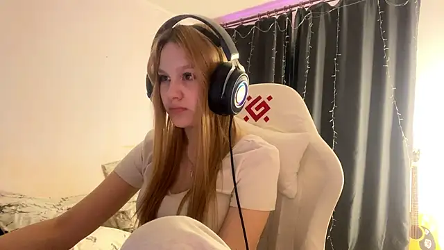 axin burnell online show from 04-16-26, 09:39