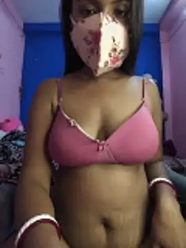 Snapshot of Mahira06 chatting on 02-18-26, 06:04 Mahira06 online show from 02-18-26, 06:04