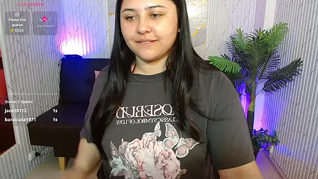 Snapshot of Siena_Tay chatting on 02-01-26, 12:04 Siena Tay online show from 02-01-26, 12:04