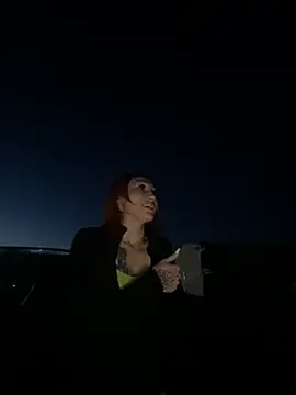 ThornsandHoney online show from 04-22-26, 02:25