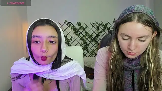 Snapshot of nana__rousse chatting on 02-03-26, 11:10 nana rousse online show from 02-03-26, 11:10