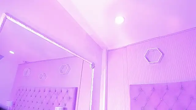 Snapshot of JazminRusso_ chatting on 02-05-26, 06:18 JazminRusso online show from 02-05-26, 06:18