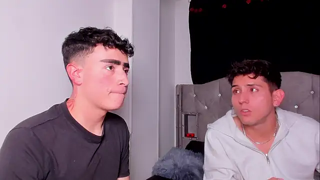 Snapshot of naughtysalomonn chatting on 04-09-26, 12:10 naughtysalomonn online show from 04-09-26, 12:10