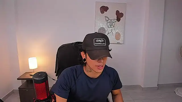 Snapshot of paisa_hotx chatting on 02-04-26, 10:47 paisa hotx online show from 02-04-26, 10:47