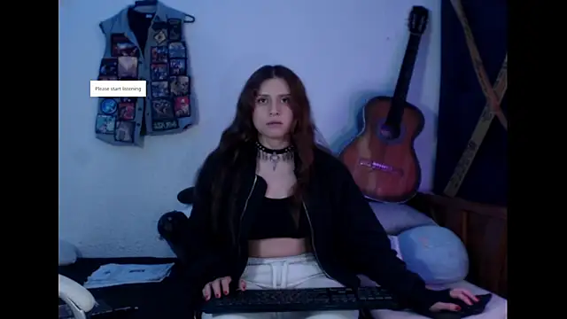 Lametaleralatina online show from 04-21-26, 02:01